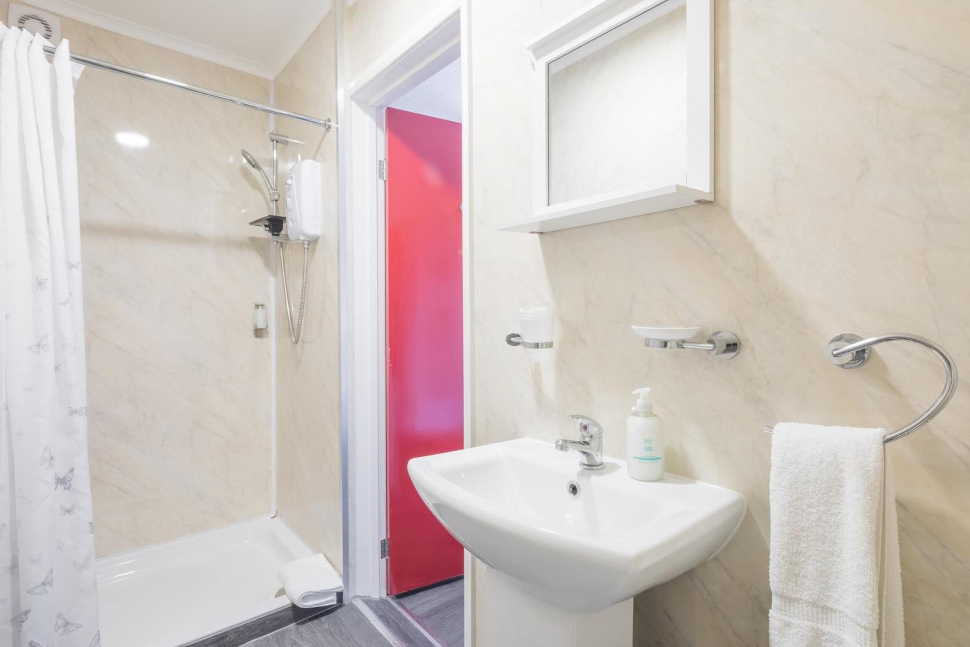 Rasa Sayang House - Self-Check-In Guesthouse 옥스퍼드 외부 사진